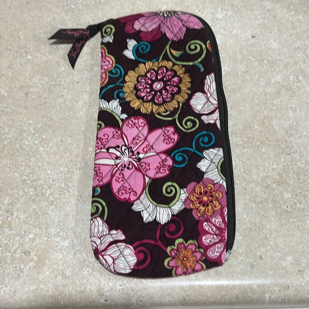 Vera Bradley Zippered make up bag and Flat Iron/Curling bag - Picture 3 of 6